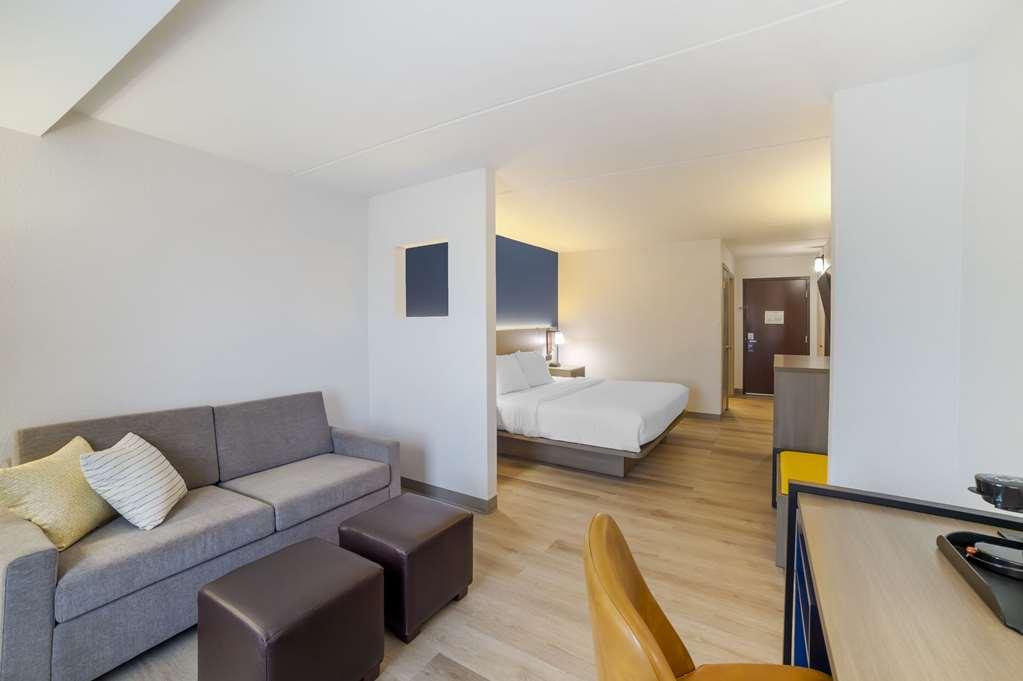 Comfort Inn Asheville Airport Fletcher Room photo