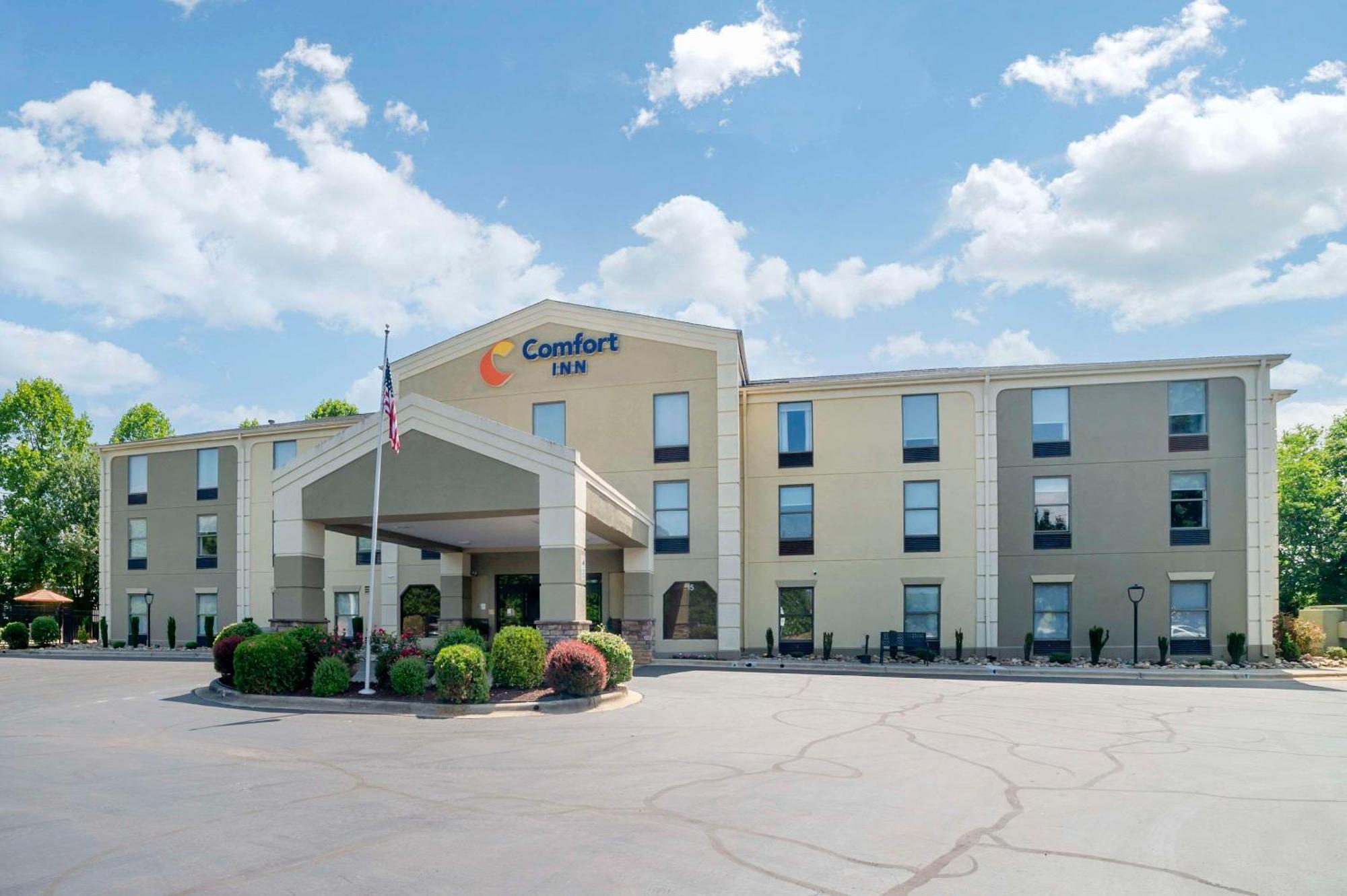 Comfort Inn Asheville Airport Fletcher Exterior photo